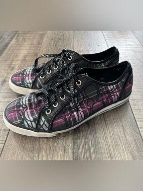 Coach Signature Plaid Black & Pink Sneakers ladies size 9.5